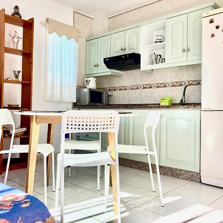 Apartamento En Primera Linea De Playa, Centrico, Tranquilo Playa de las Americas  Exteriör bild