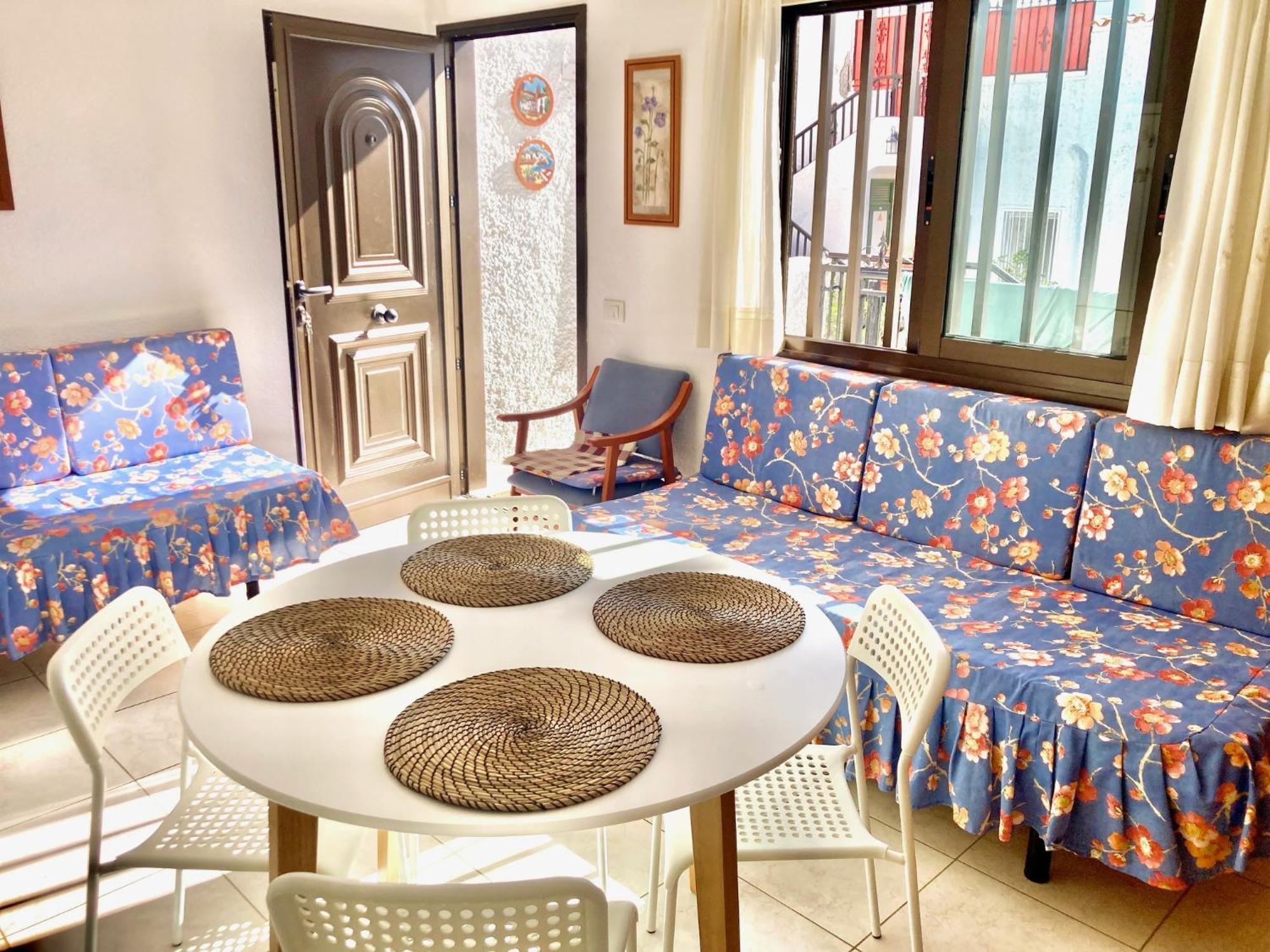 Apartamento En Primera Linea De Playa, Centrico, Tranquilo Playa de las Americas  Exteriör bild